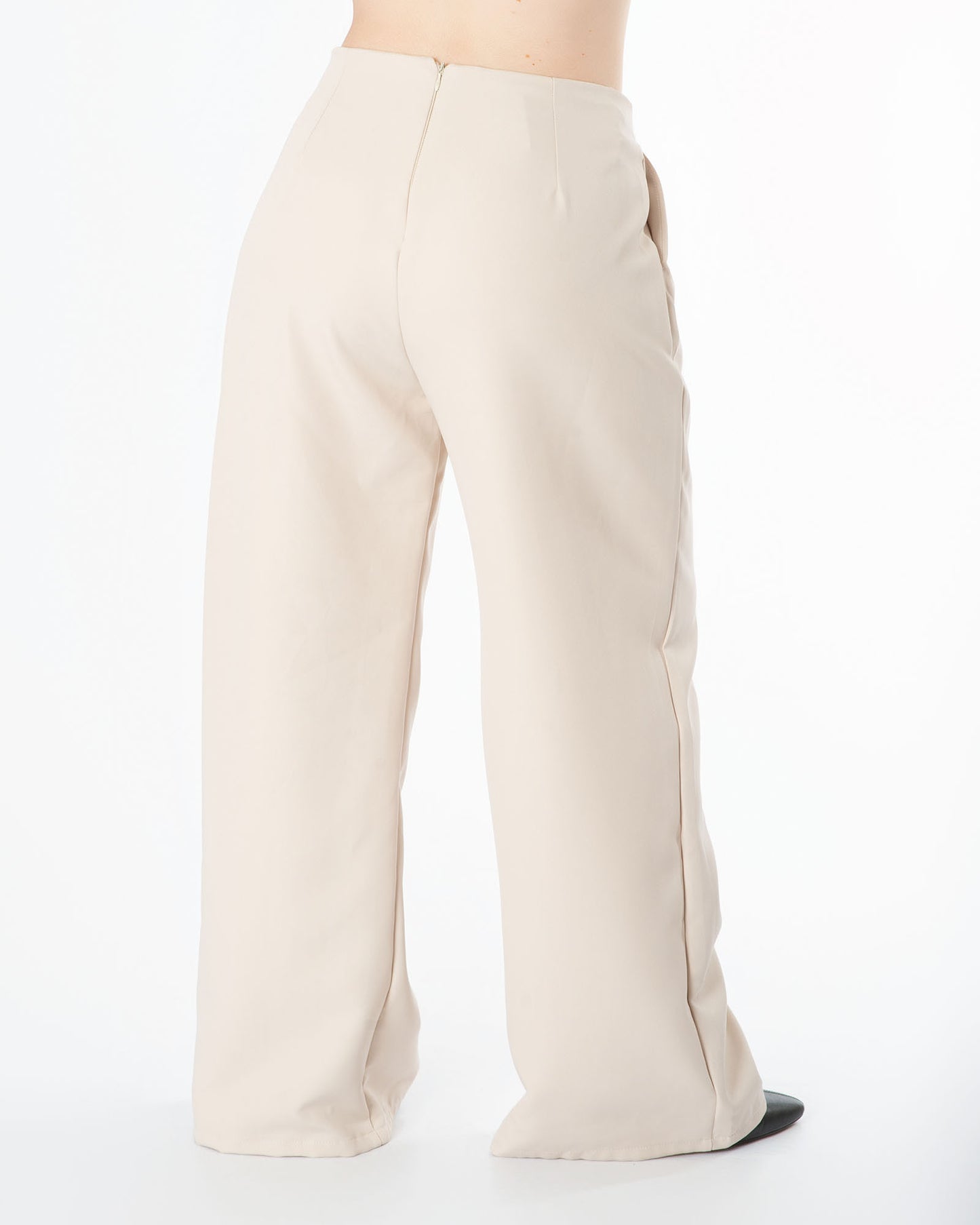 Pantalón dama con V al frente | Tiro alto palazzo