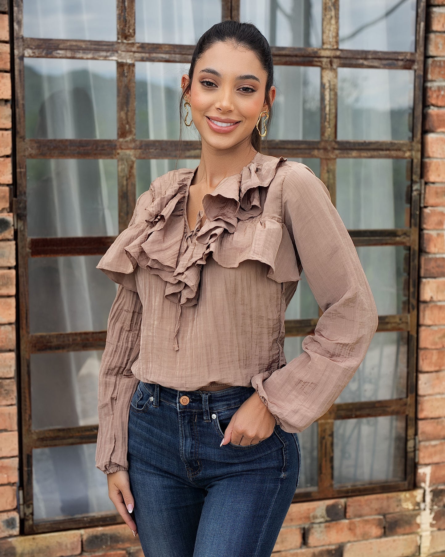 Blusa bolero con volantes de rayón
