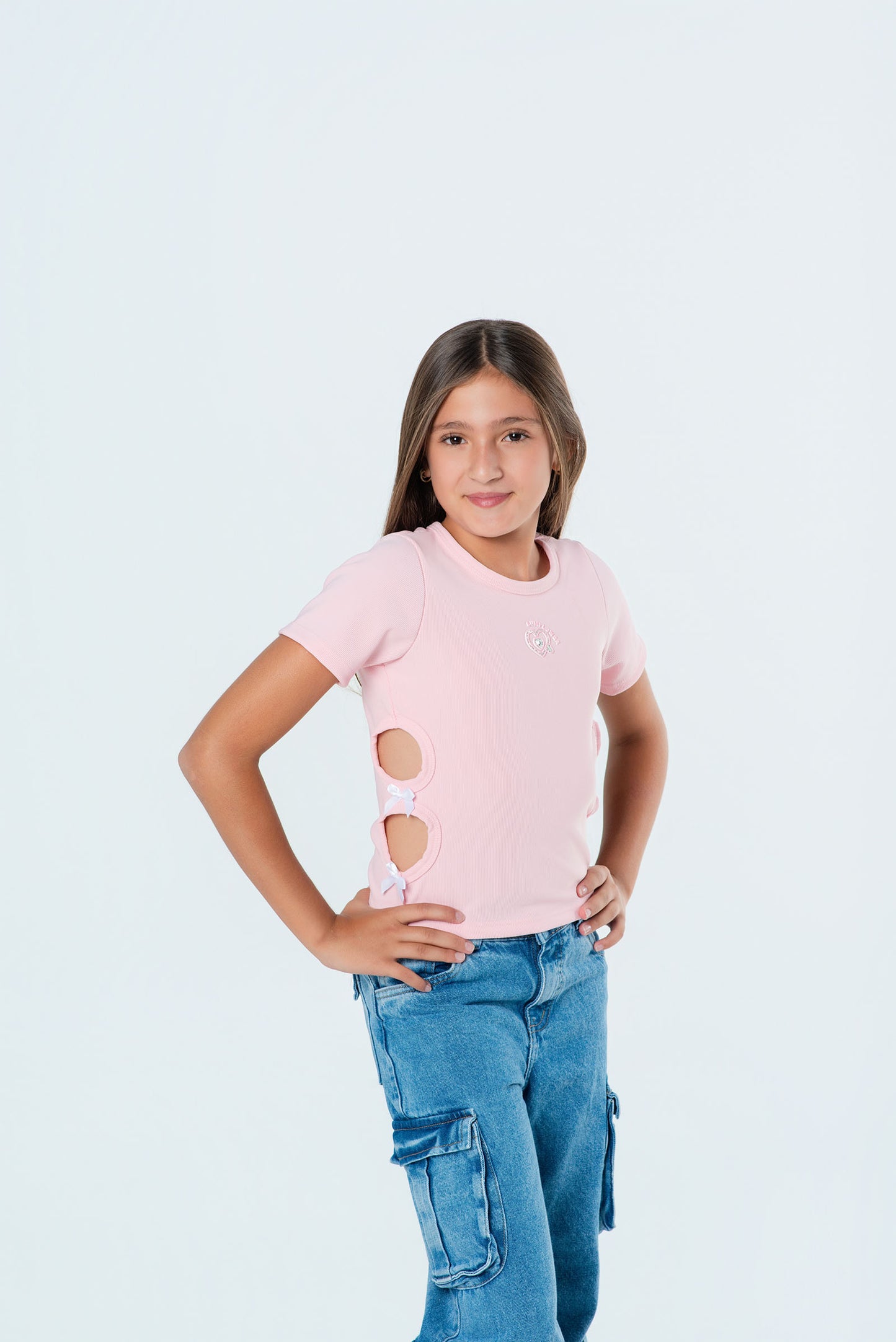 Blusa rib para niña con aberturas y moños laterales