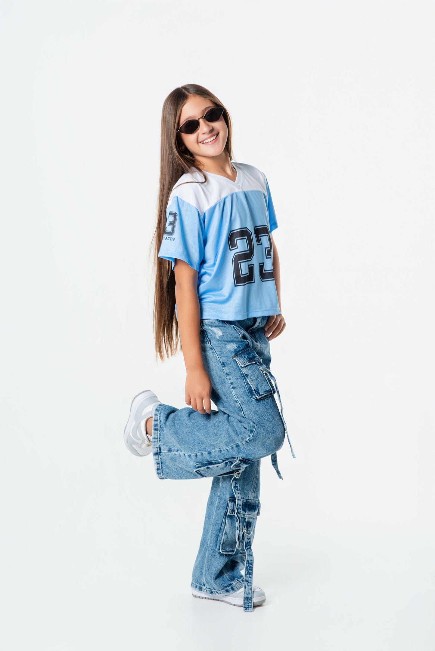 Conjunto jeans cargo niña con camiseta #23