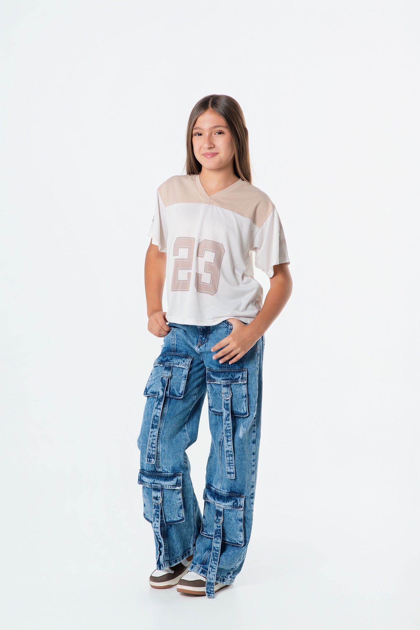 Conjunto jeans cargo niña con camiseta #23
