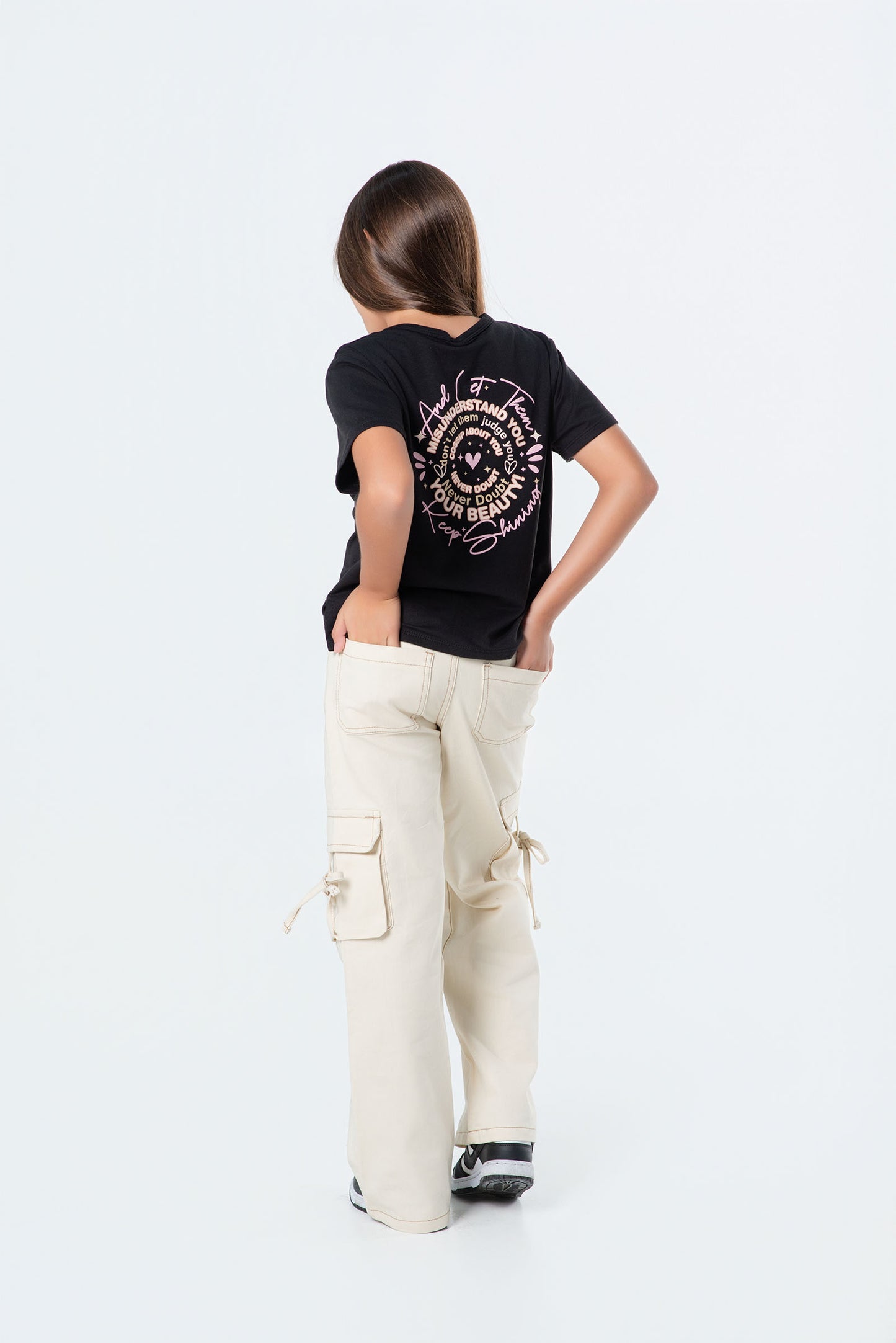 Conjunto pantalón drill con camiseta oversize teens
