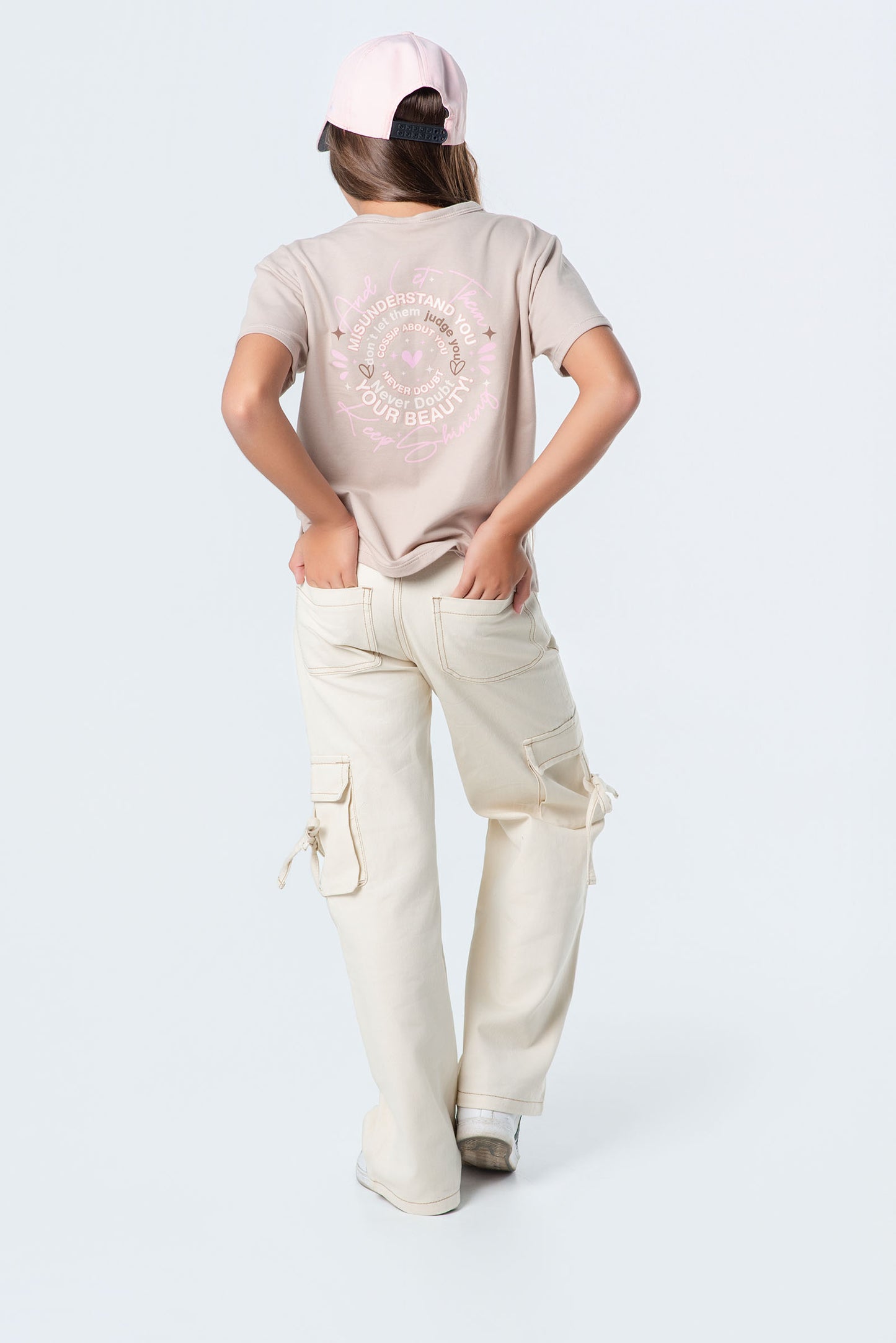 Conjunto pantalón drill con camiseta oversize teens