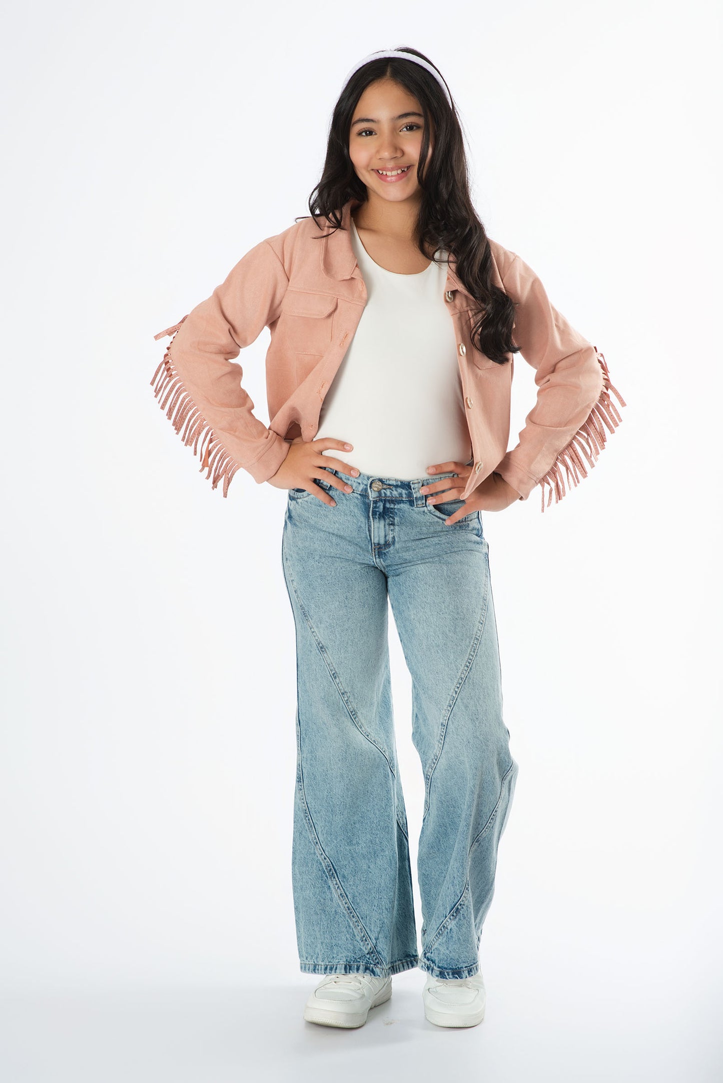 Conjunto jeans con chaqueta de flecos