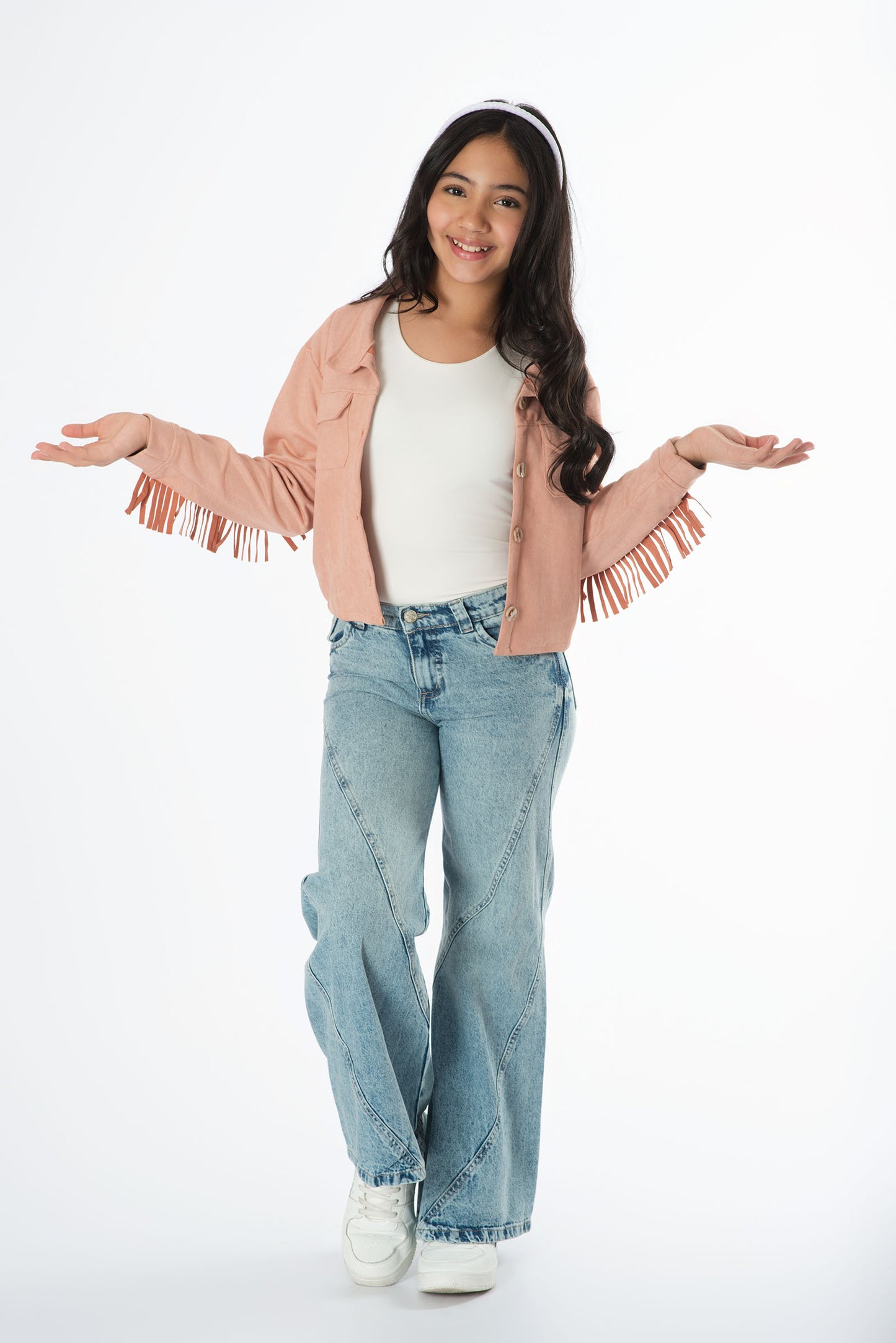 Conjunto jeans con chaqueta de flecos