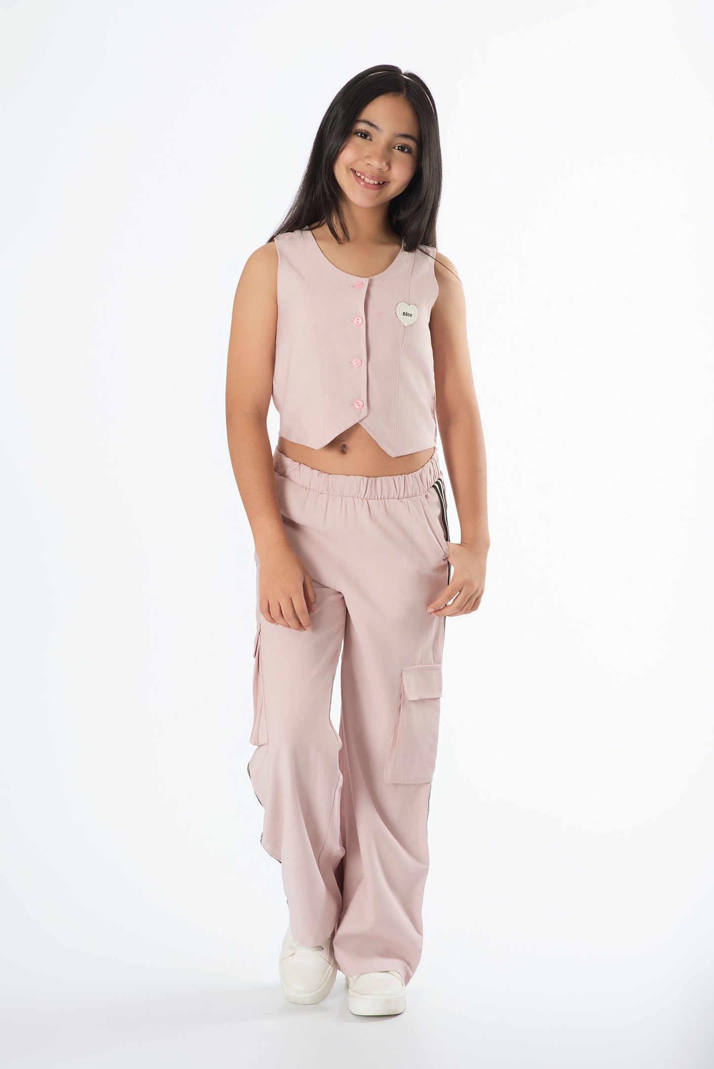 Conjunto pantalón cargo con chaleco