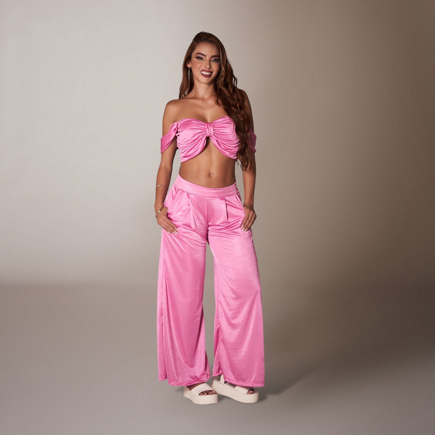 Conjunto con pantalón tipo Palazzo