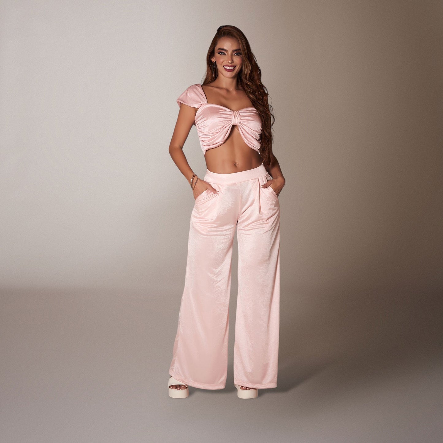 Conjunto con pantalón tipo Palazzo