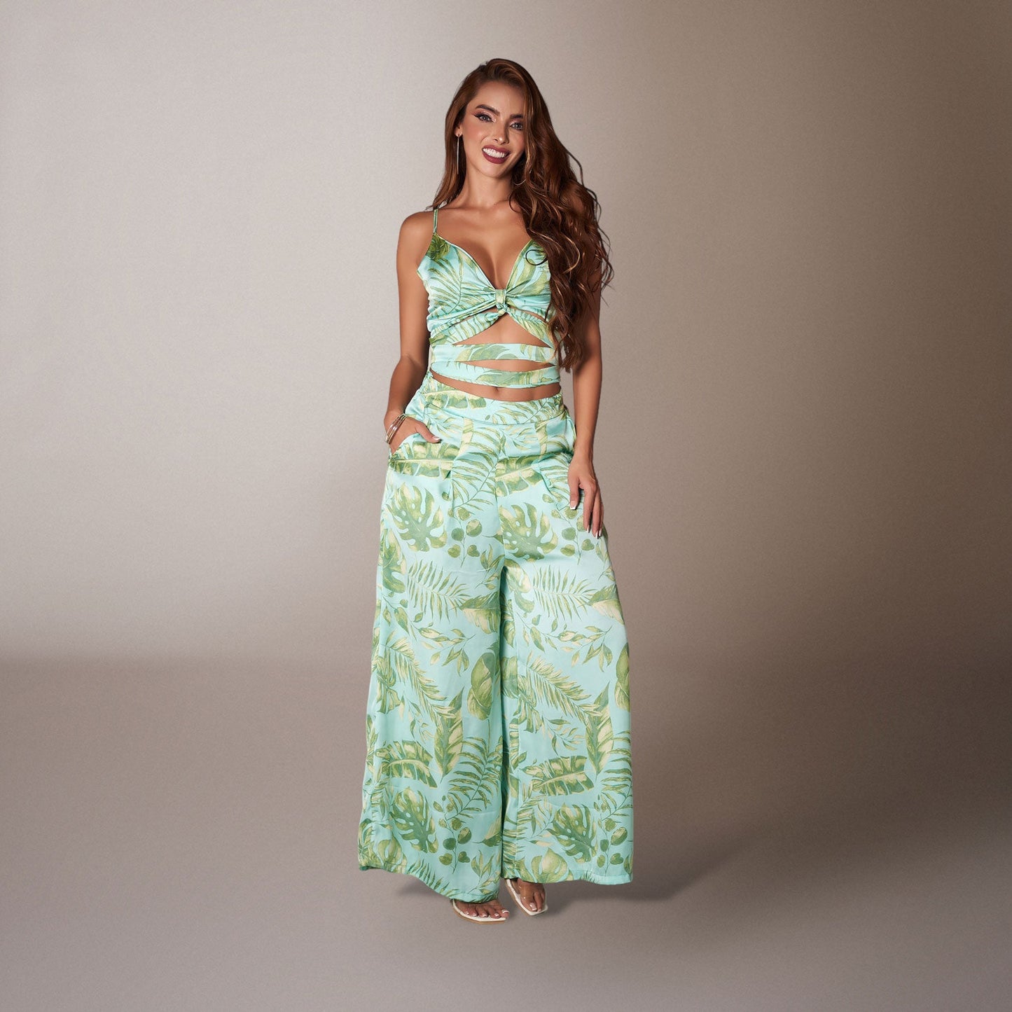 Conjunto estampado tipo Palazzo para dama.