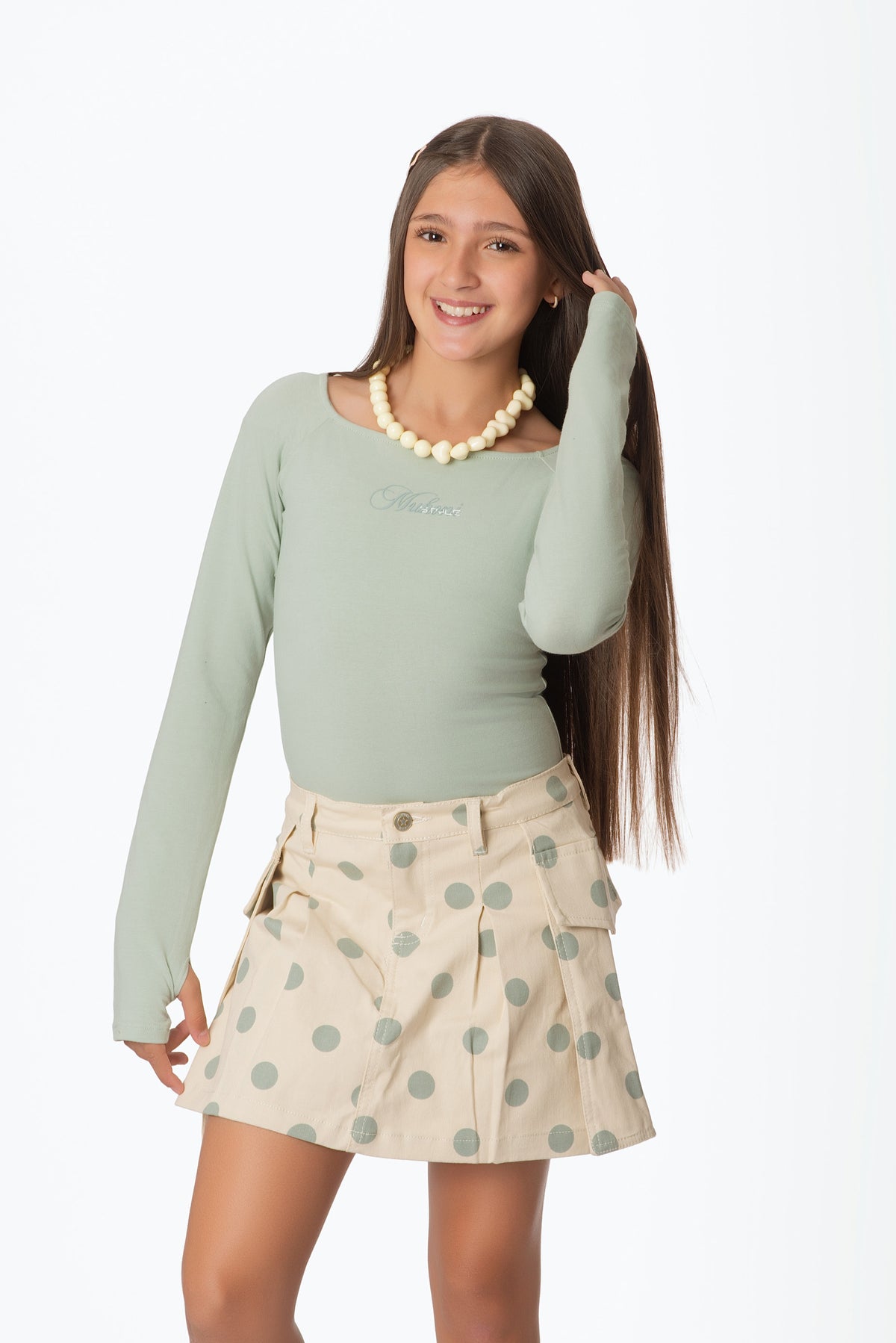 Conjunto Teens Falda Short Pepas en Drill y Body Cuello Bandeja | Estilo Divertido