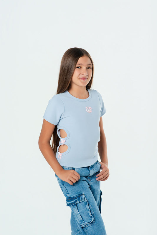 Blusa rib para niña con aberturas y moños laterales