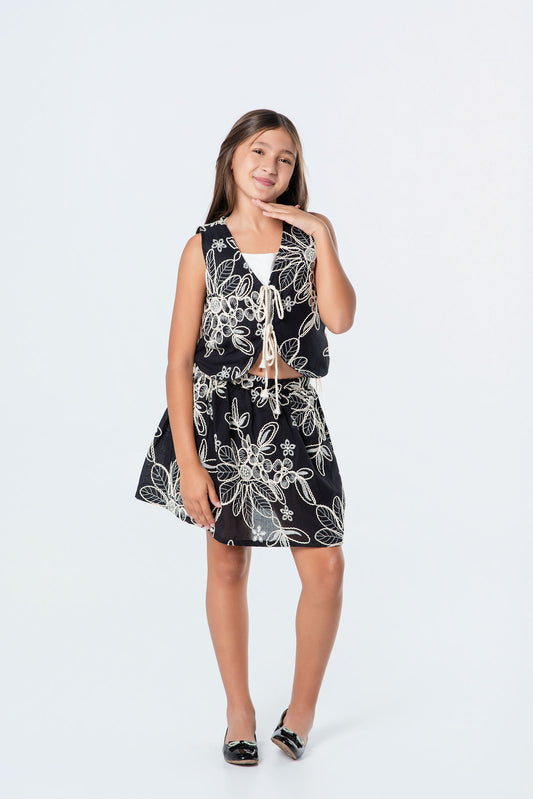 Conjunto falda bordada teen (chaleco + top)