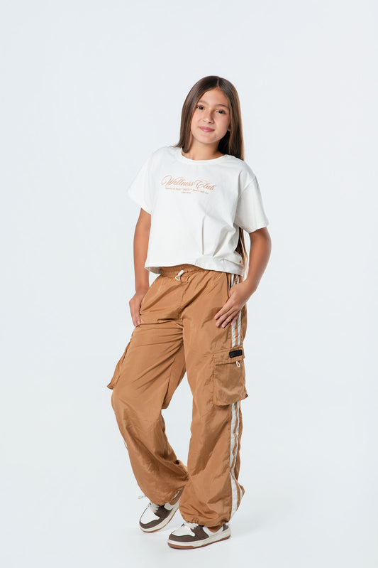 Conjunto pantalón parachute niña con crop