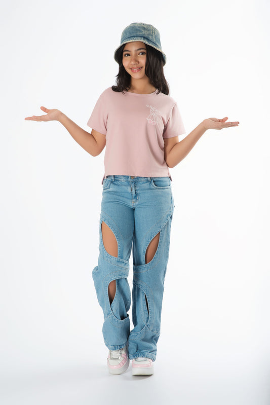 Camiseta estampado moño con jeans denim