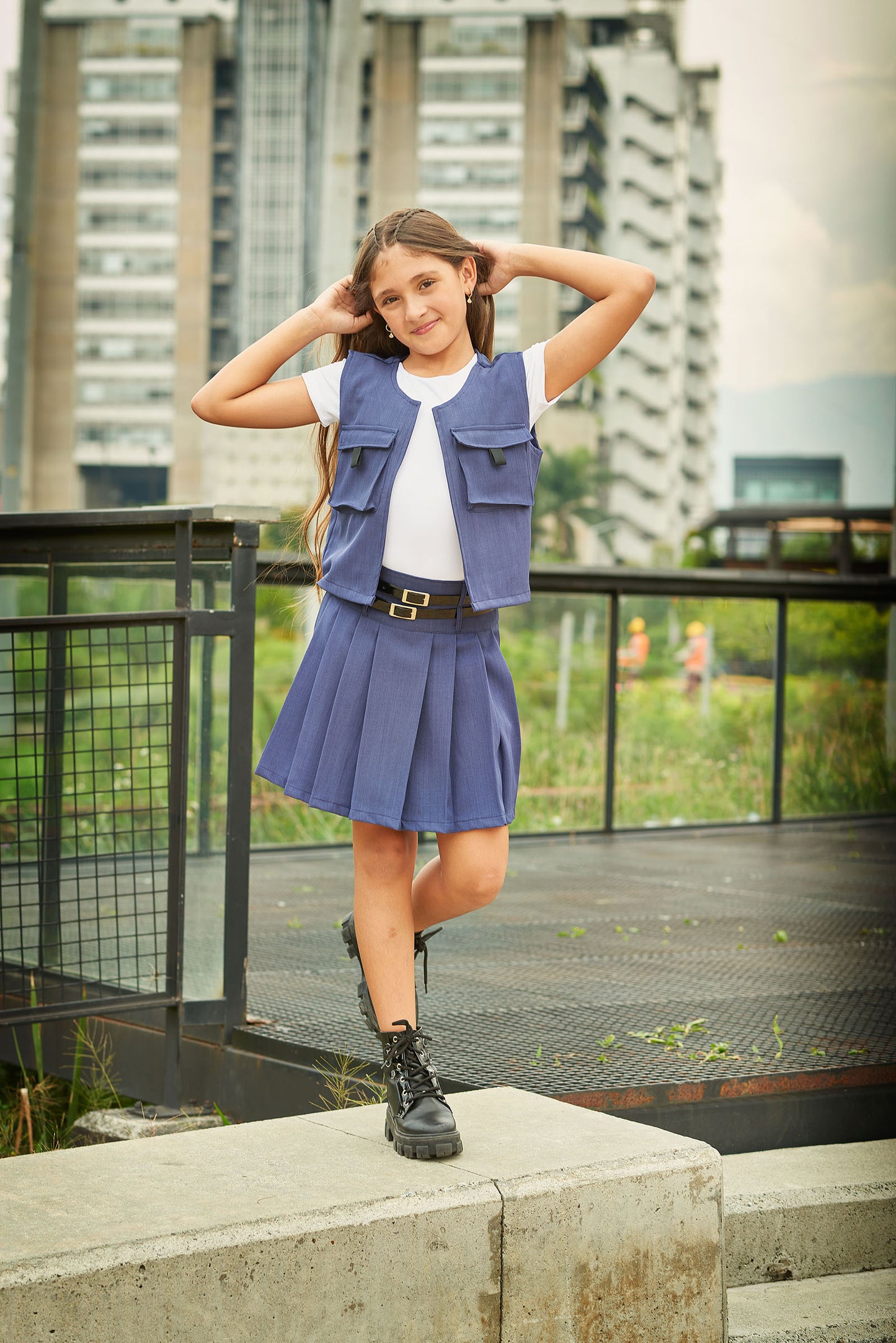 Set Falda Plisada y Chaleco