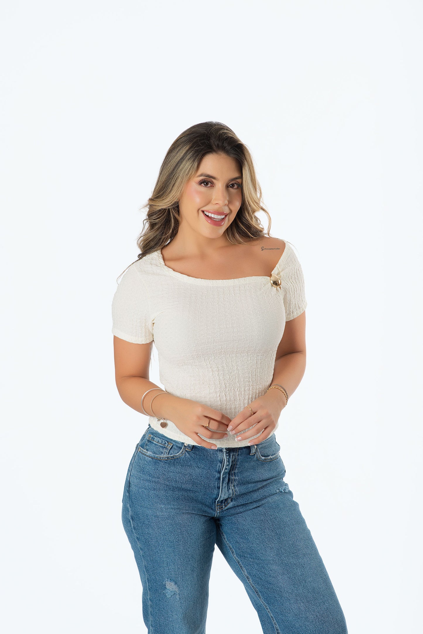 Blusa Craquelada con Herraje | Texturizada