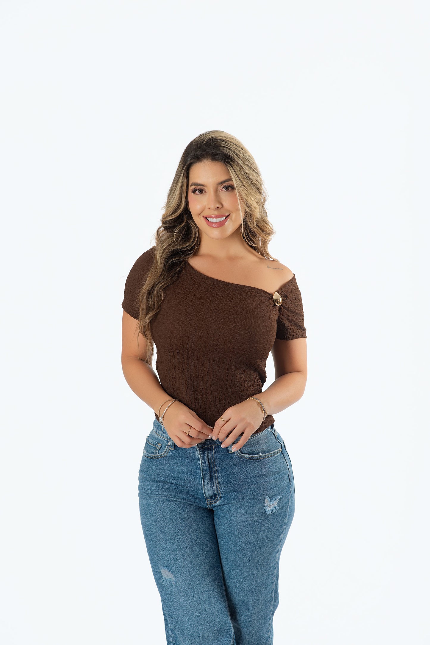 Blusa Craquelada con Herraje | Texturizada