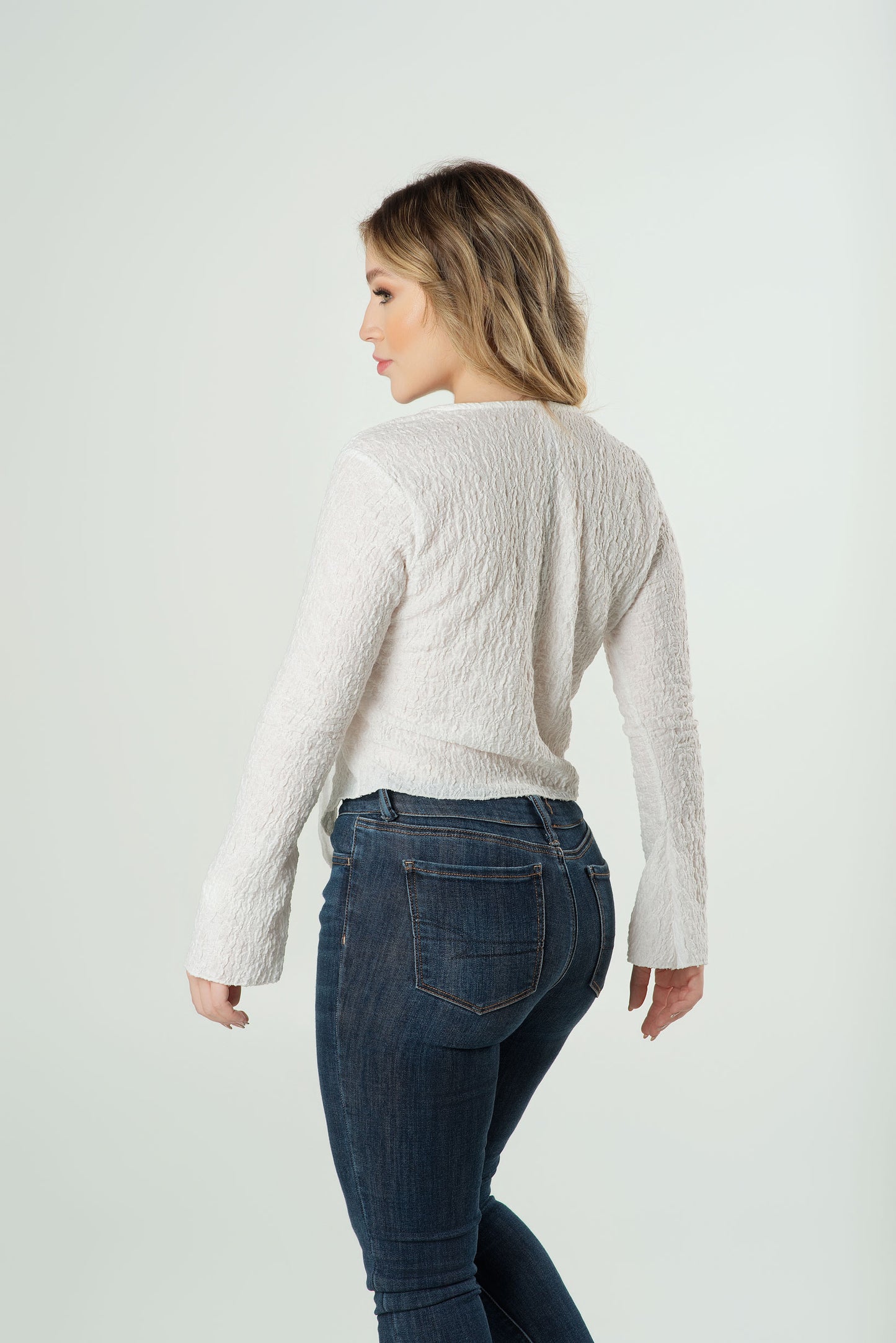 Blusa Moños Tela Craquelada | Textura Romántica