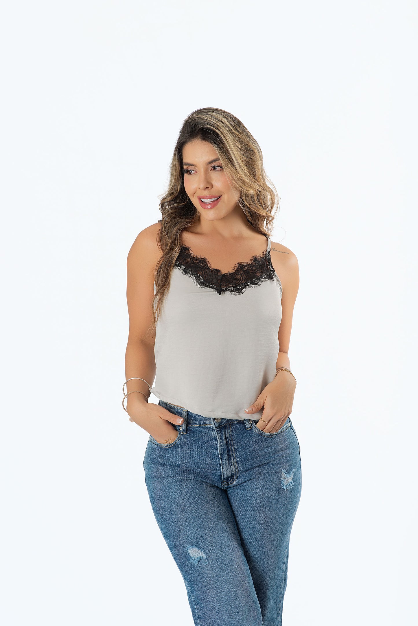 Blusa Satinada de Tiras con Franja