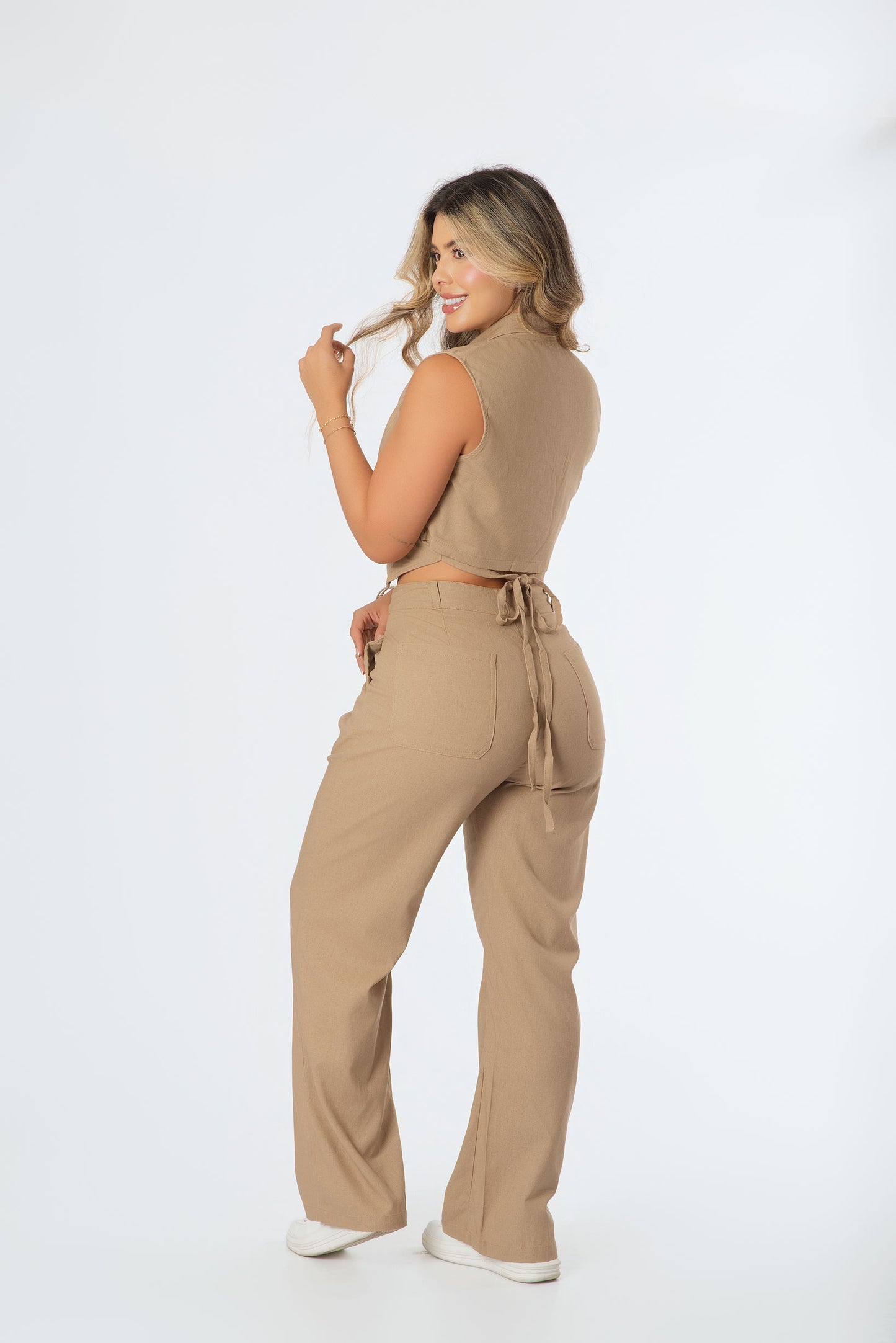 Set Lino Chaleco Crop y Pantalón Wide Leg