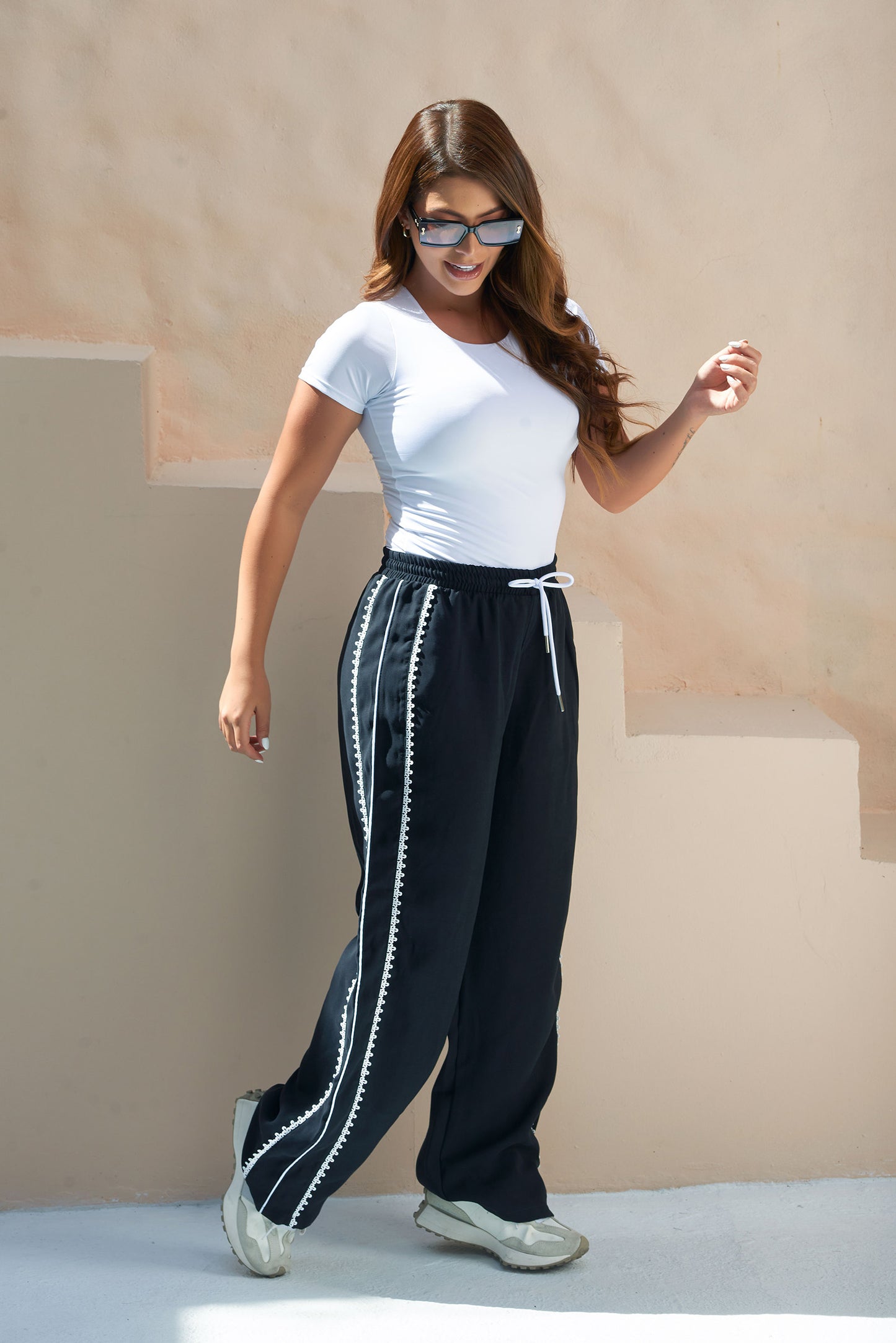 Pantalón Ancho Dama con Guipiur Lateral | Chalis Rayón